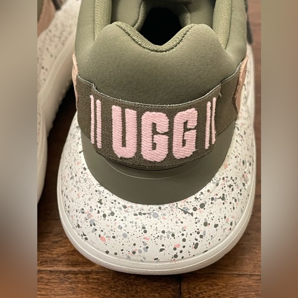 Ugg Olive Green and Pink La Cloud Lace Confetti Women Fashion Sneakers Size 9.5 - Picture 7 of 11